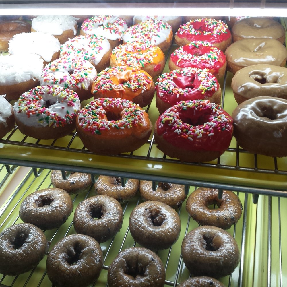 Donut Hut - Warm Cake Donuts - Donuts Near Me - Las Vegas, Nevada Donut Hut - Warm Cake Donuts - Donuts Near Me - Las Vegas, Nevada