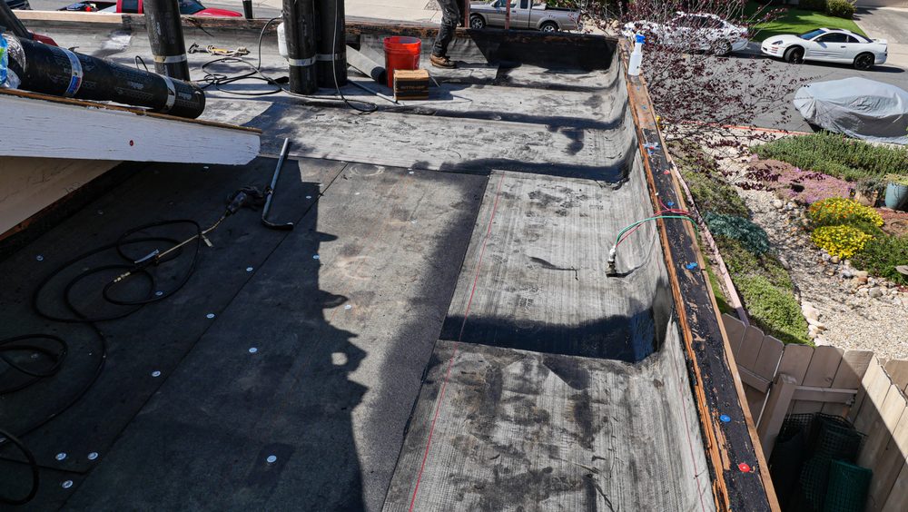 Slide of Finest City Roofing