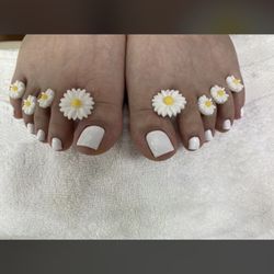 Wellcom nail penicue which Napa nail