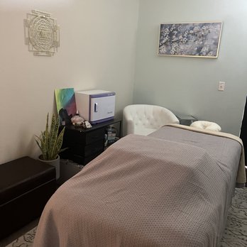 Rayah Hope Wellness - Massage Therapy Near Me - Loveland, Colorado Rayah Hope Wellness - Massage Therapy Near Me - Loveland, Colorado