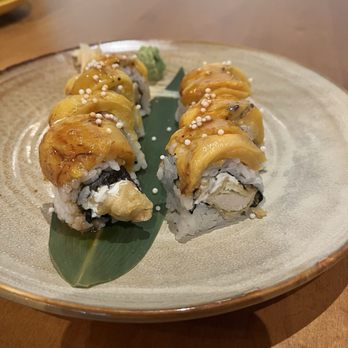Moshi Moshi - Tony Montana roll - Sushi Bars Near Me - Miami, Florida