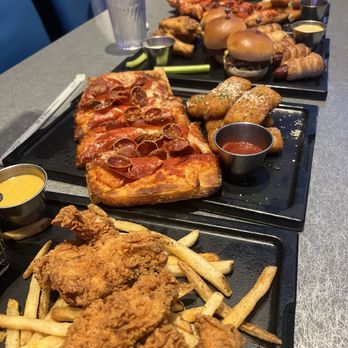 Dave & Buster's Ala Moana - 2 orders of "Take it Cheesy" sampler, 2 orders of "Crispy Business" sampler, 2 orders of "Game Day Grub" sampler - Arcades Near Me - Honolulu, Hawaii
