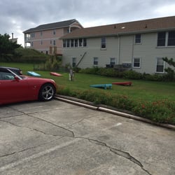 Islander Motel - Cornhole boards provided