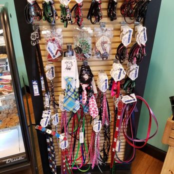 It's so Fluffy - Collars and leashes - Pet Stores Near Me - Aurora, Illinois It's so Fluffy - Collars and leashes - Pet Stores Near Me - Aurora, Illinois