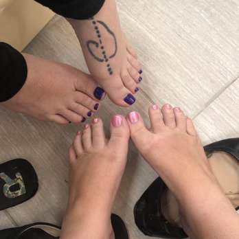 Lux Nail Spa - Gel Pedis didn't even last 24 Hours. Flaked right off that same night. $40 dollars plus tip down the drain. - Nail Salons Near Me - Chesapeake, Virginia