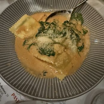 Francesca's On Chestnut - Italian Near Me - Chicago, Illinois