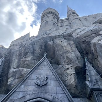 Universal Studios Hollywood - Harry Potter castle - Amusement Parks Near Me - Universal City, California Universal Studios Hollywood - Harry Potter castle - Amusement Parks Near Me - Universal City, California