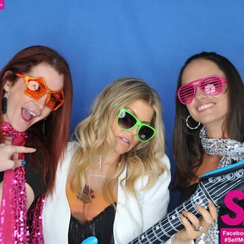 Lightworks! - fergie and friends rocking out at the self magazine music issue launch! - Photo Booth Rentals Near Me