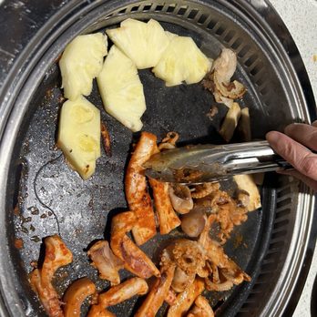 PJ Hotpot - Cooking our pineapple, calamari and spicy octopus - Barbeque Near Me - Dublin, Ohio