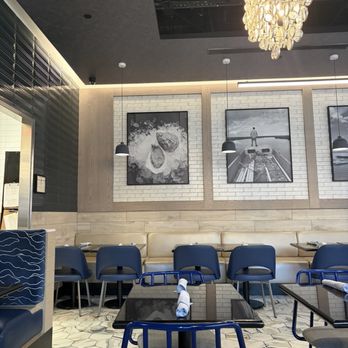 Rappahannock Oyster Bar - Bars Near Me - Dulles, Virginia Rappahannock Oyster Bar - Bars Near Me - Dulles, Virginia