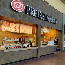 Pretzelmaker - Ignorant employees not taking the precautions seriously. Beware they will show you a fake "exempt from masks" picture or card.