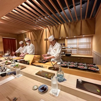 Sushi Ginza Onodera - three chefs preparing sushi - Japanese Near Me - Honolulu, Hawaii Sushi Ginza Onodera - three chefs preparing sushi - Japanese Near Me - Honolulu, Hawaii