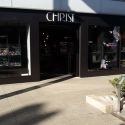 CHRIST - Outside