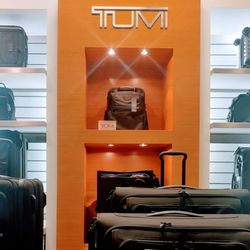 Sterns Luggage - We have Tumi!