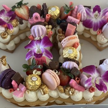 Tropicakes - Luxury Cookie Cake - Custom Cakes Near Me - Honolulu, Hawaii Tropicakes - Luxury Cookie Cake - Custom Cakes Near Me - Honolulu, Hawaii