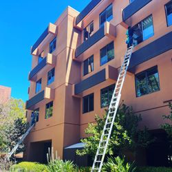 Blue Wave Window and Pressure Washing