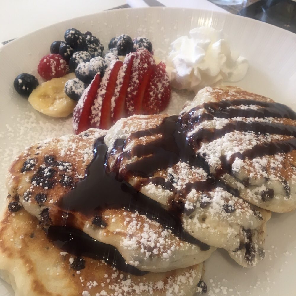 Eatarry - Chocolate chip pancakes - Breakfast & Brunch Near Me - Tarrytown, New York