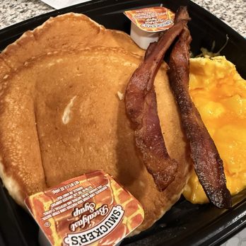 Black Bear Diner Humble - Diners Near Me - Humble, Texas