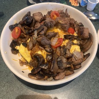 Metro Diner - Steak & Scramble Bowl - American Near Me - Tampa, Florida Metro Diner - Steak & Scramble Bowl - American Near Me - Tampa, Florida
