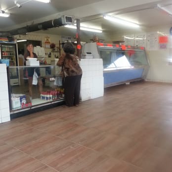 T P Seafood - Asian owner :-)..... kind lady:-).....new floors too:-)  smells better.  Outside is the same. - Seafood Markets Near Me - Houston, Texas