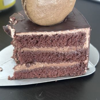 Paris Baguette - Slice of chocolate ganache cake - Coffee & Tea Near Me - San Diego, California Paris Baguette - Slice of chocolate ganache cake - Coffee & Tea Near Me - San Diego, California