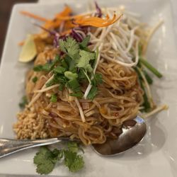 Araya's Place - 40. Phad Thai
