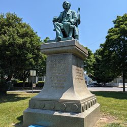 John Warwick Daniel Monument - John Warwick Daniel Monument, Lynchburg