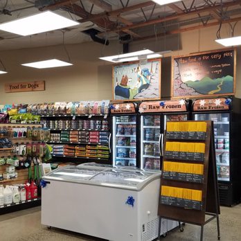 Mud Bay - Pet Stores Near Me - Kent, Washington