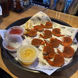 Lucky's Sports, Oyster, & Tiki Bar - Shrimp