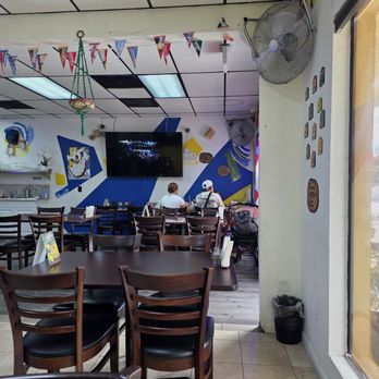 Paluva Cafe - Colombian Near Me - Lake Worth, Florida Paluva Cafe - Colombian Near Me - Lake Worth, Florida