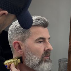 ROWDY Barber Shop - Hair & beard by Gabriel