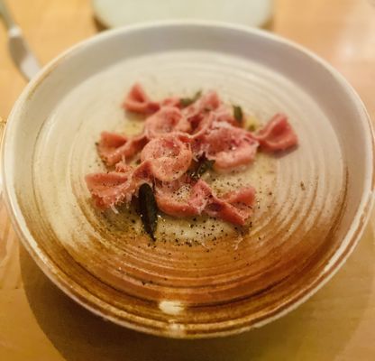 Le Caveau by null