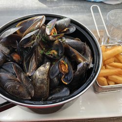 I Sanguinari - Mussels and fries