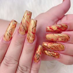 Sun Nails & Hair