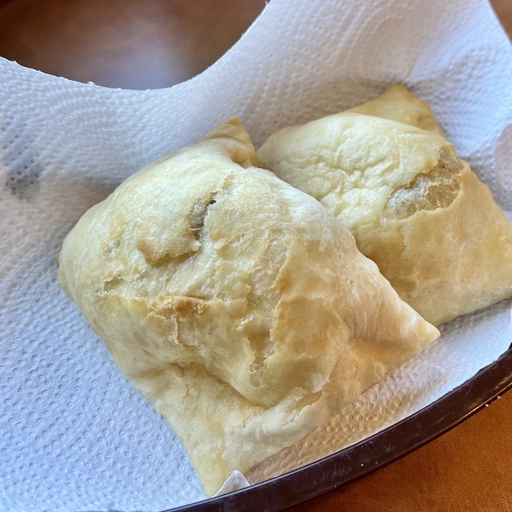 Sadie's - Complimentary sopapillas. So good! - New Mexican Cuisine Near Me - Albuquerque, New Mexico Sadie's - Complimentary sopapillas. So good! - New Mexican Cuisine Near Me - Albuquerque, New Mexico