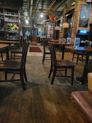 Sidetrack Bar and Grill by null
