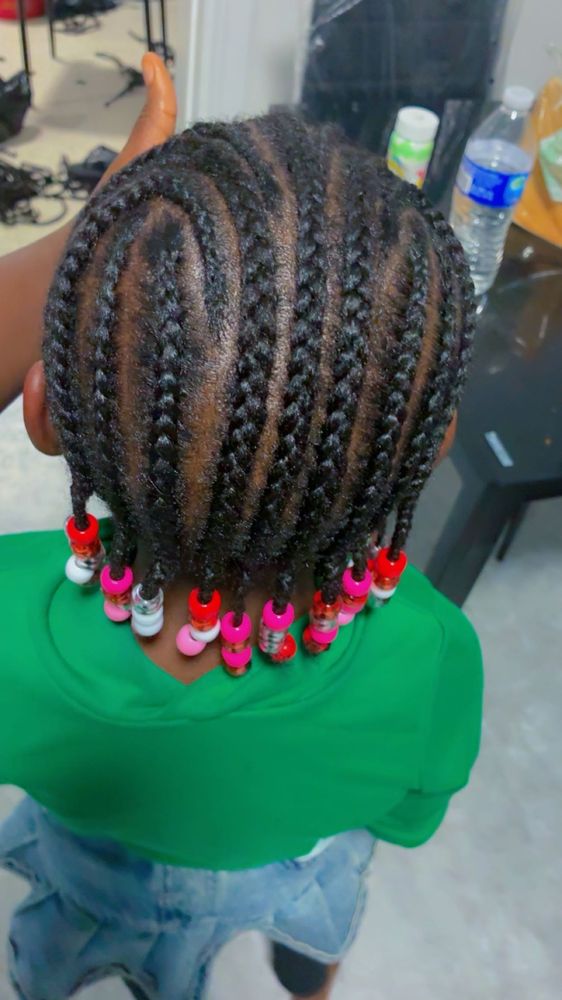 Momo African Hair Braiding Logo