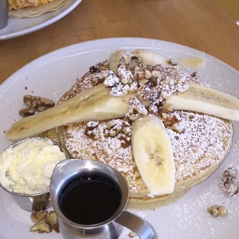 Main Kitchen Cafe - Banana walnut pancakes- a bit too healthy for me but fresh and filling - New American Near Me - Granada Hills, California