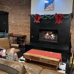 Front Porch Coffee Co. & Bakery - Interior