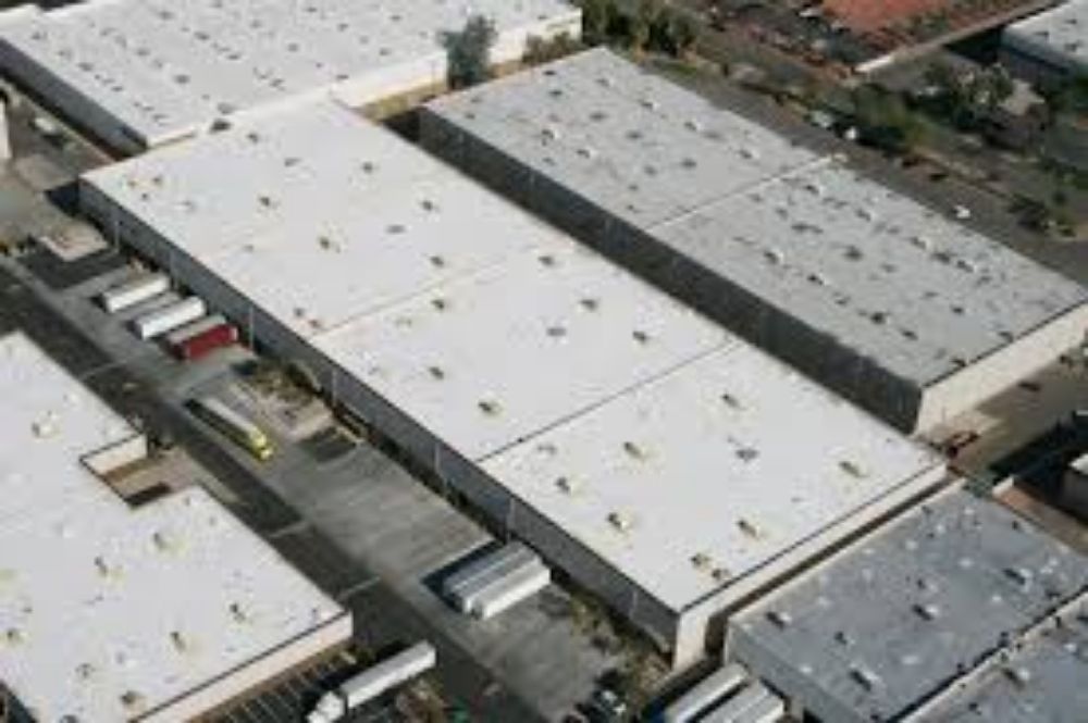 Slide of MaintenX International