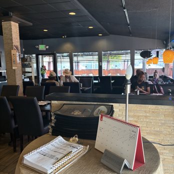Okane Umi - dining area #1 - Sushi Bars Near Me - Lomita, California Okane Umi - dining area #1 - Sushi Bars Near Me - Lomita, California