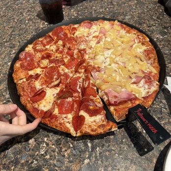 Fultano's Pizza - Half Hawaiian & Pepperoni - Pizza Near Me - Warrenton, Oregon Fultano's Pizza - Half Hawaiian & Pepperoni - Pizza Near Me - Warrenton, Oregon