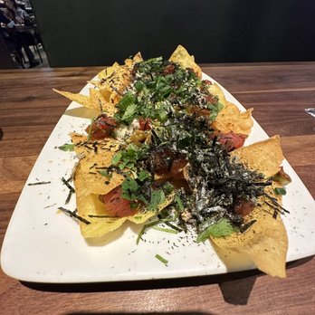 Yard House - Poke nachos - Bars Near Me - East Rutherford, New Jersey Yard House - Poke nachos - Bars Near Me - East Rutherford, New Jersey