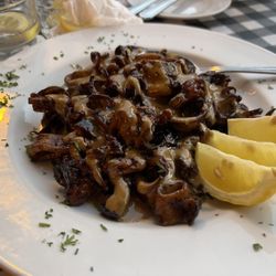 Gatto’s Italian Restaurant and Bar - Mystery sauce on top of burnt un fresh calamari