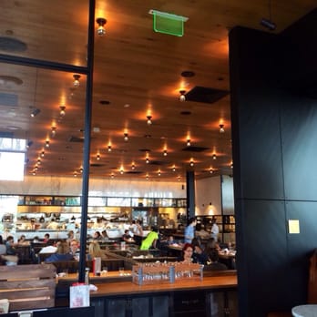 Earls Kitchen + Bar - New American Near Me - Miami, Florida Earls Kitchen + Bar - New American Near Me - Miami, Florida