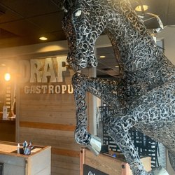 Draft Gastropub - Reception Area