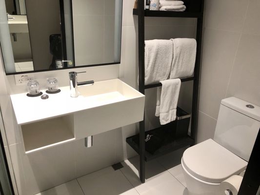 Little National Hotel Canberra by null