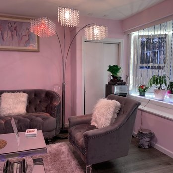 Fairytale Lashes - Waiting area - Eyelash Service Near Me - Edison, New Jersey