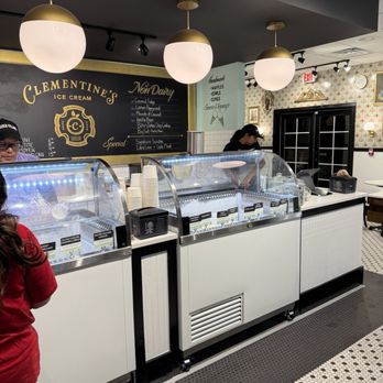 Clementine's Ice Cream - Ice Cream & Frozen Yogurt Near Me - Prairie Village, Kansas Clementine's Ice Cream - Ice Cream & Frozen Yogurt Near Me - Prairie Village, Kansas