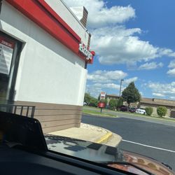 Arby's - Drive thru